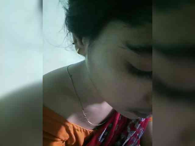 YourAadhya webcam