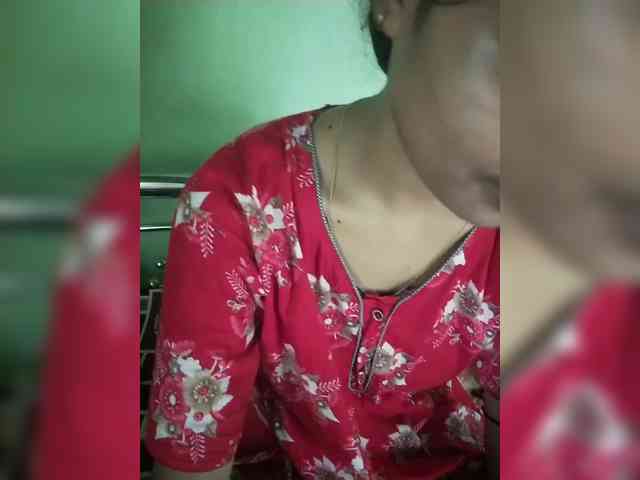 YourAadhya webcam