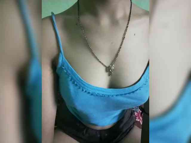 YourAadhya webcam