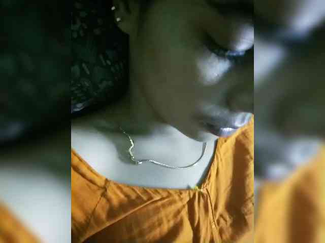 YourAadhya webcam
