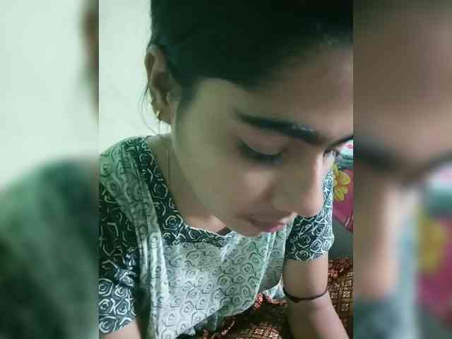 YourAadhya webcam