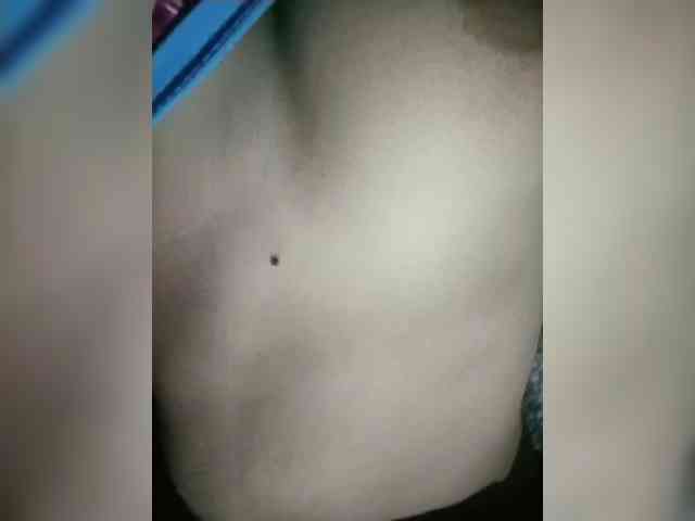 YourAadhya webcam