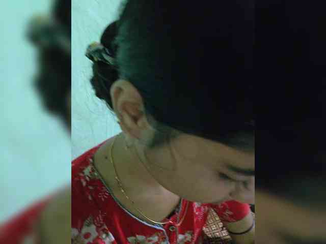 YourAadhya webcam