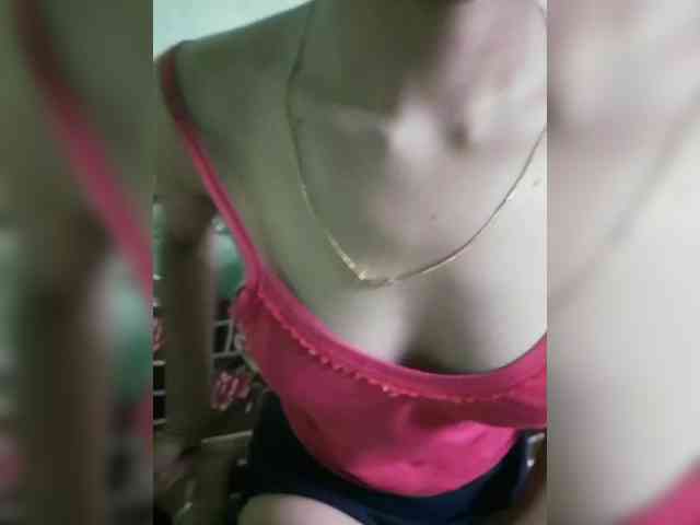YourAadhya webcam