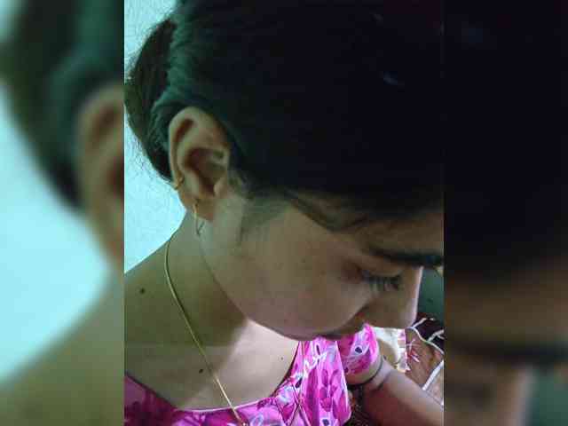 YourAadhya webcam
