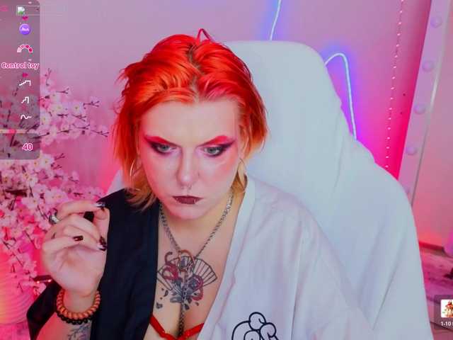 bluelunaray's BongaCams show and profile