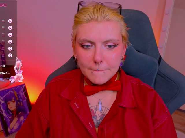  bluelunaray chat room