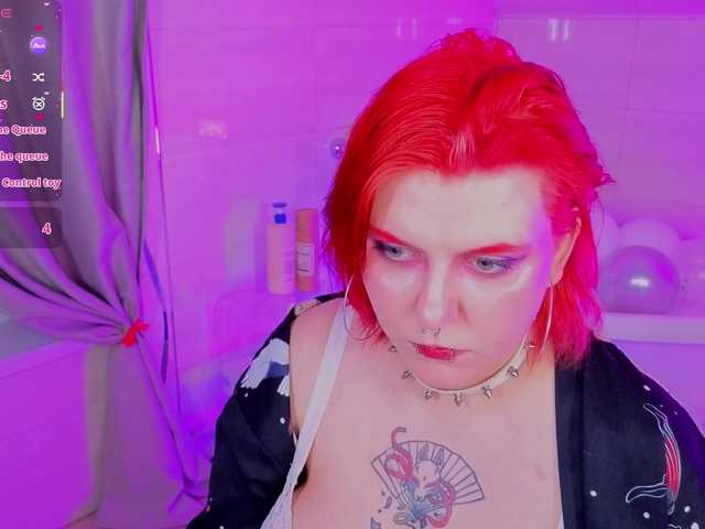 bluelunaray's BongaCams show and profile