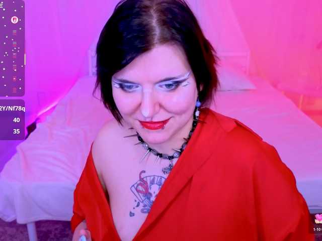 bluelunaray's BongaCams show and profile