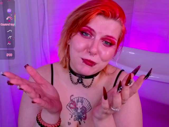 bluelunaray's BongaCams show and profile