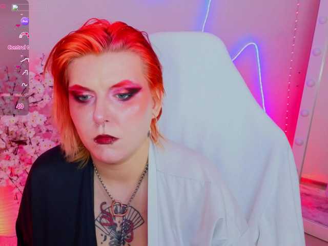 bluelunaray's BongaCams show and profile