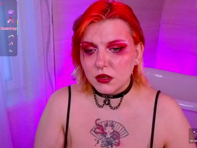 bluelunaray's BongaCams show and profile