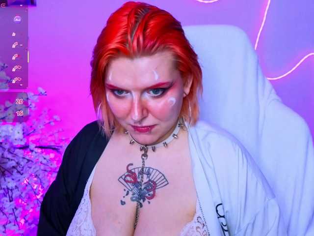 bluelunaray's BongaCams show and profile