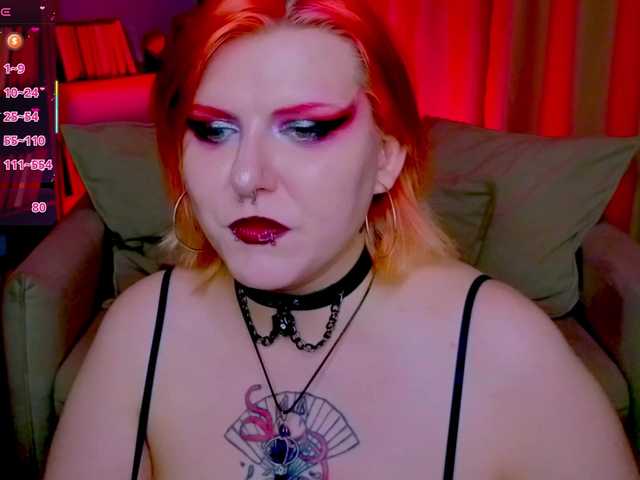 bluelunaray's BongaCams show and profile