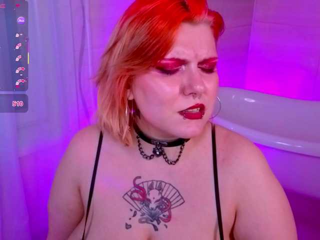 bluelunaray's BongaCams show and profile