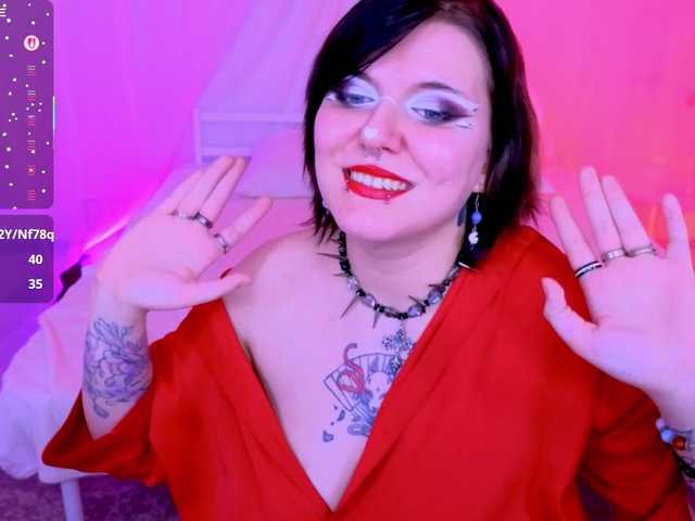 bluelunaray's BongaCams show and profile