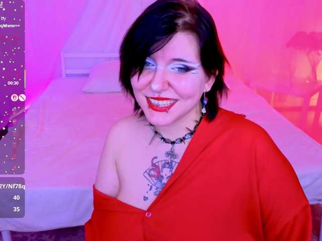 bluelunaray's BongaCams show and profile