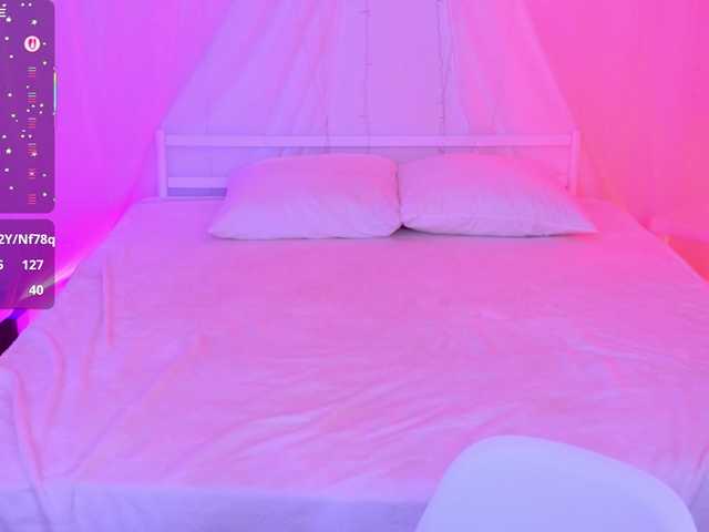 bluelunaray's BongaCams show and profile