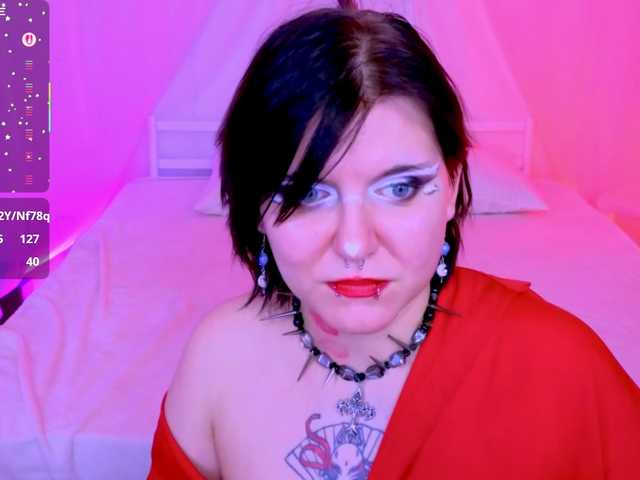 bluelunaray's BongaCams show and profile