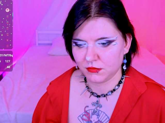 bluelunaray's BongaCams show and profile