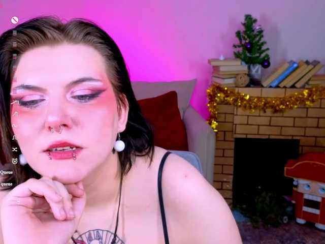 bluelunaray's BongaCams show and profile