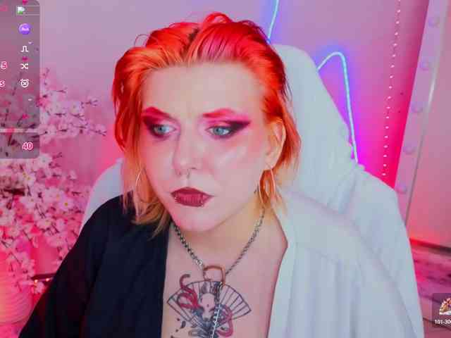 bluelunaray Live Webcam on BongaCams