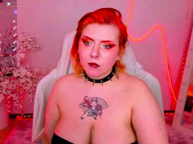 bluelunaray Live Webcam on BongaCams