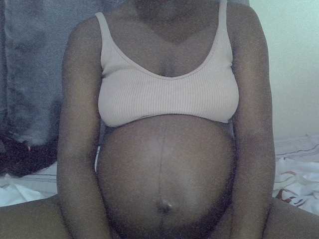 24Anna's BongaCams show and profile