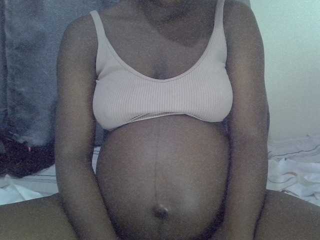 24Anna's BongaCams show and profile