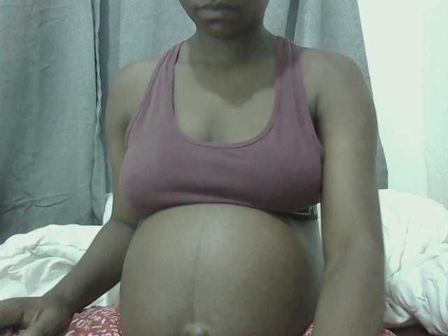 24Anna's BongaCams show and profile