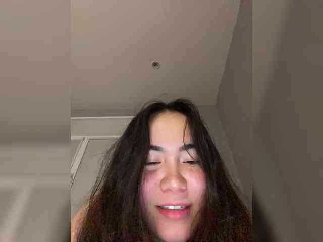 Kotikkk-1 Live Webcam on BongaCams