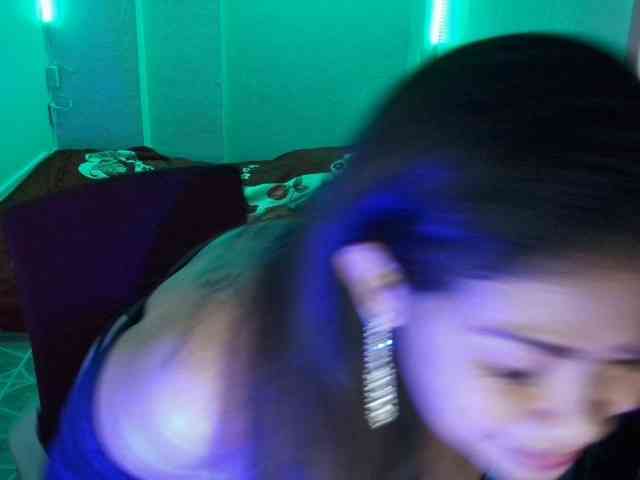 Cassandra12 webcam