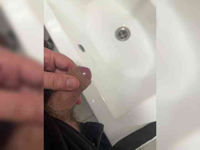 adriano3021 Live Webcam on BongaCams