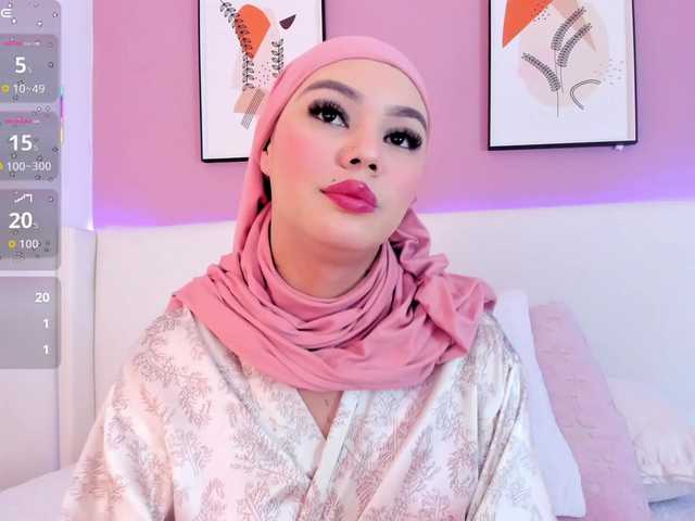 Saandy's BongaCams show and profile