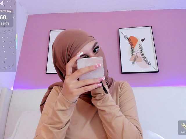 Saandy's BongaCams show and profile