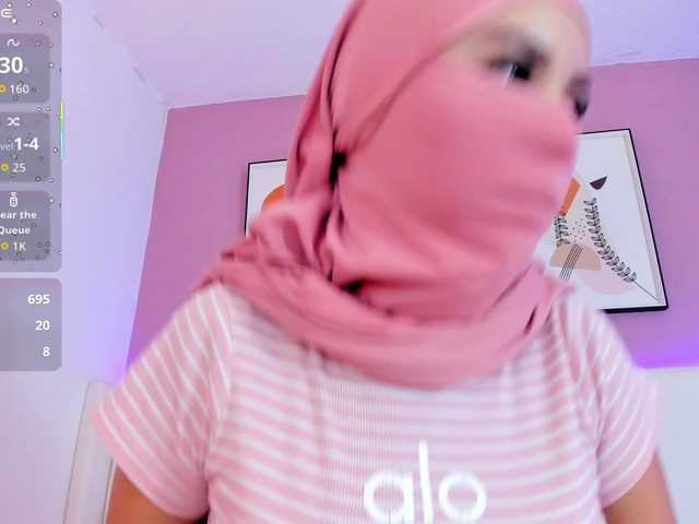 Saandy's BongaCams show and profile