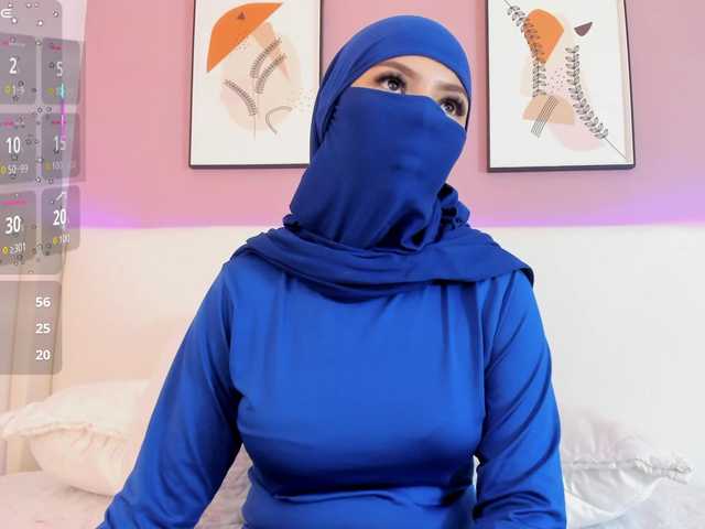 Saandy's BongaCams show and profile