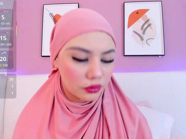 Saandy's BongaCams show and profile