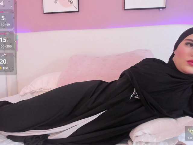 Saandy's BongaCams show and profile