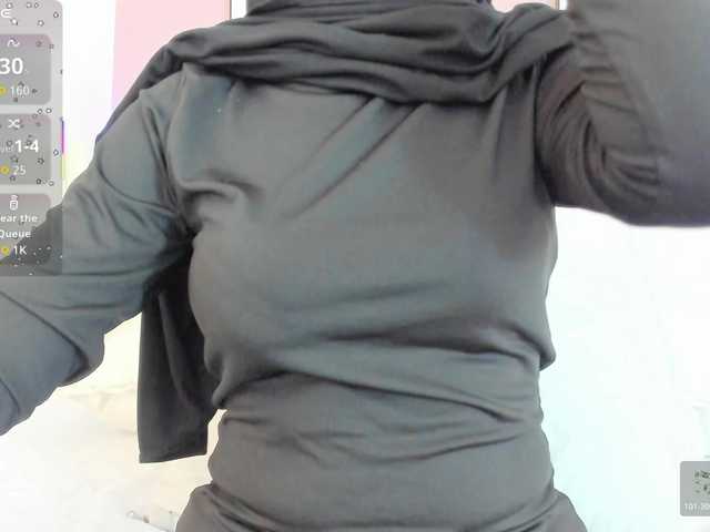 Saandy's BongaCams show and profile