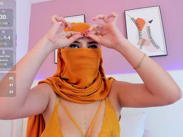 Saandy's BongaCams show and profile