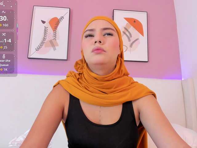 Saandy's BongaCams show and profile