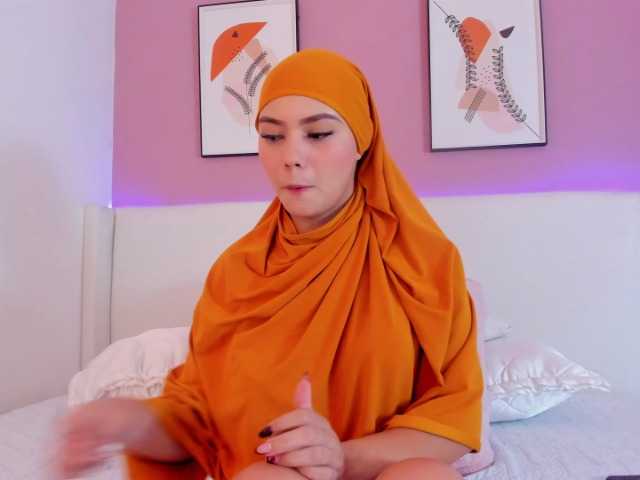 Saandy's BongaCams show and profile