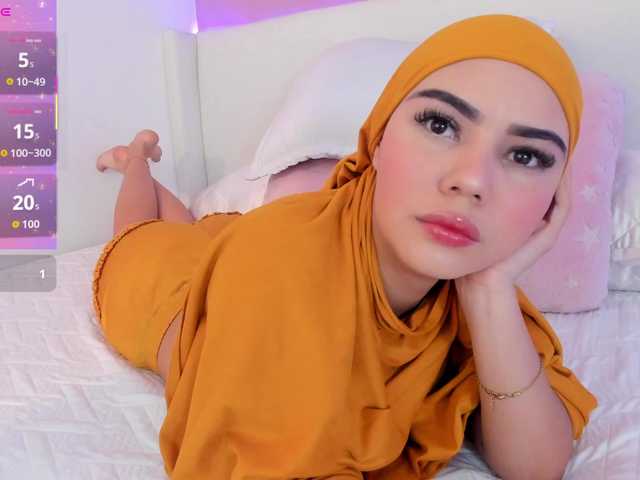 Saandy's BongaCams show and profile