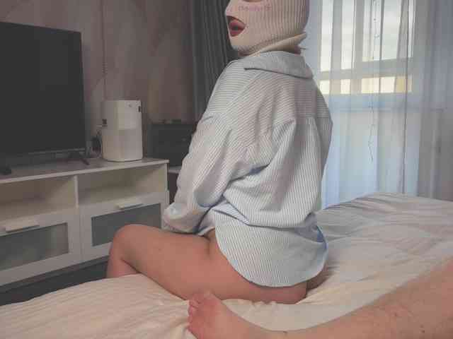 disideams Live Webcam on BongaCams