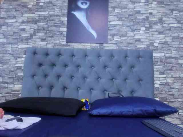 PenelopeDawsson webcam