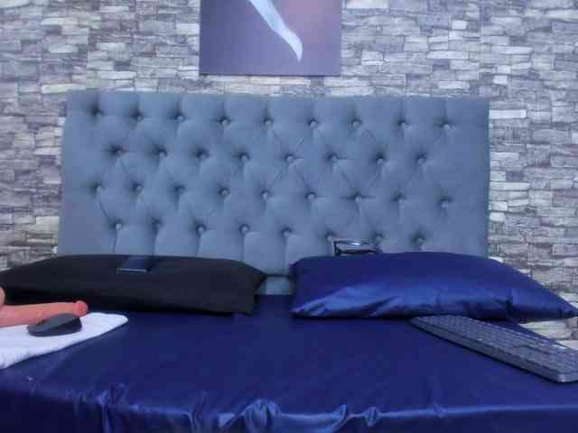 PenelopeDawsson webcam