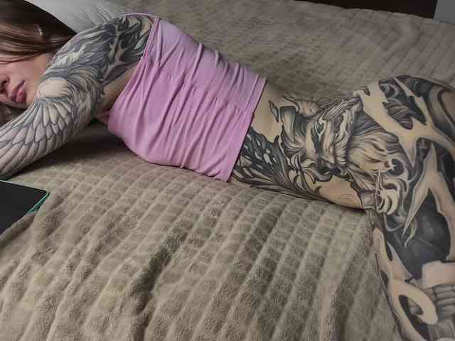 YoRHa2B Live Webcam on BongaCams