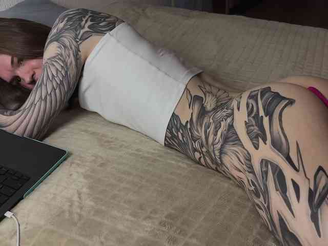 YoRHa2B Live Webcam on BongaCams