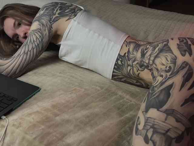YoRHa2B Live Webcam on BongaCams